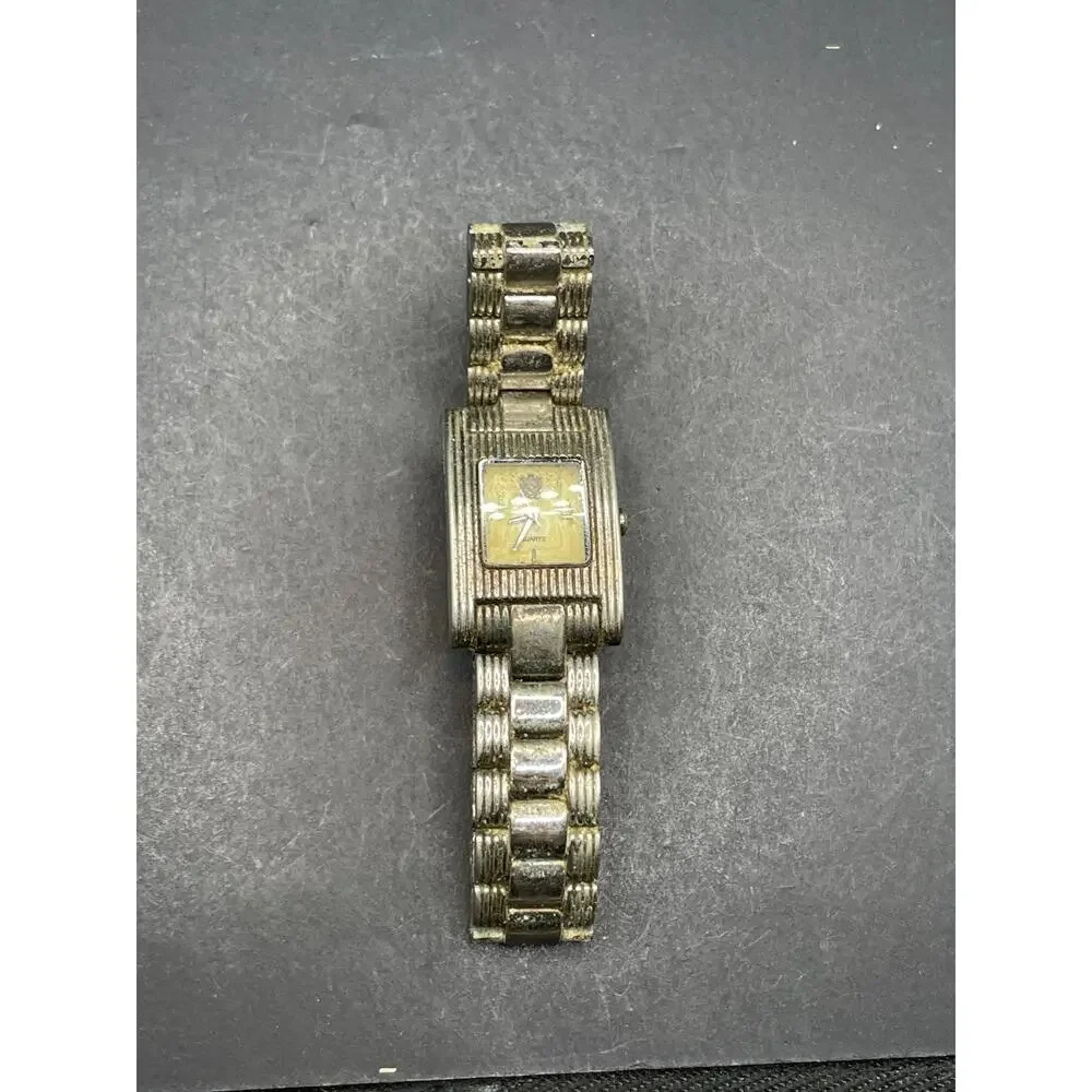 Vintage Rare Paolo Gucci Silver Tone Women's Quartz Watch PG845WS 21mm